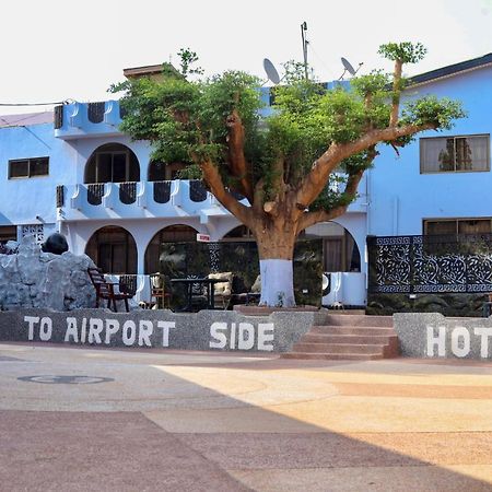 Airport Side Hotel Accra Exterior foto