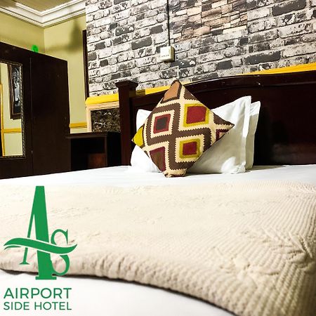 Airport Side Hotel Accra Exterior foto