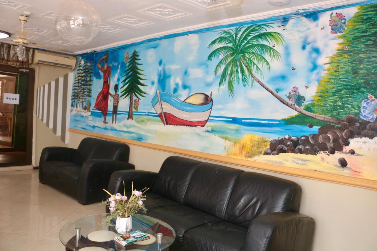 Airport Side Hotel Accra Exterior foto