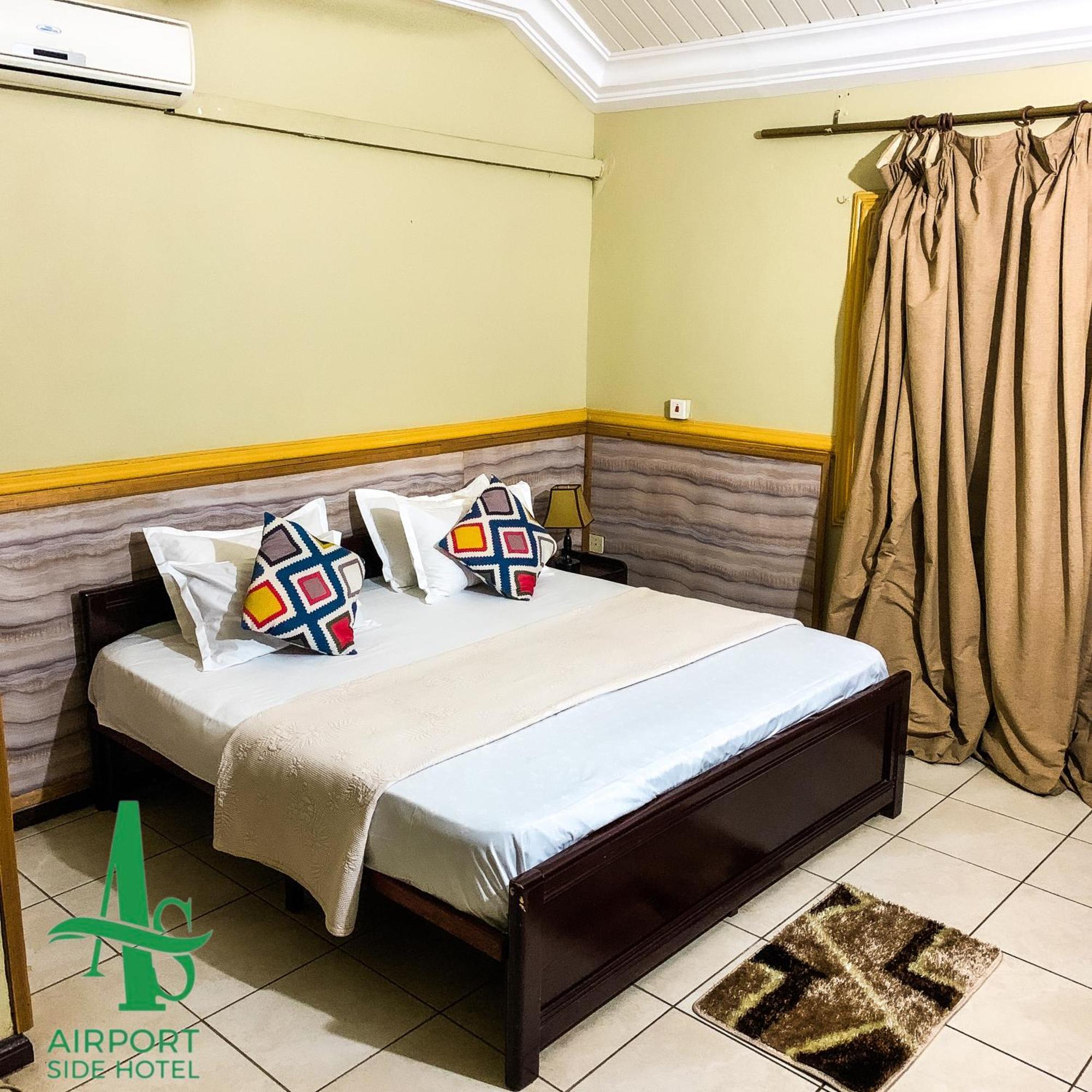 Airport Side Hotel Accra Exterior foto